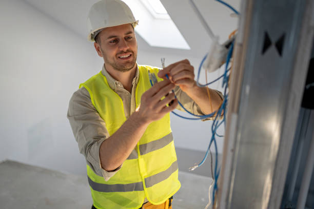 Best Affordable Emergency Electrician  in Hubbard, OH